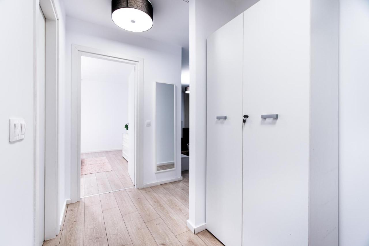 Amazing Luxury Aviatiei Apartment Bucharest Exterior photo